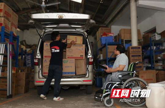 世界助残日丨酒店用品耗材界的“李云龙”