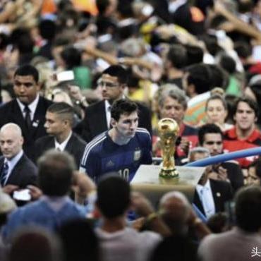 足球比赛中哭的长尾关键词有什么