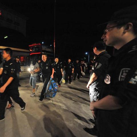 跨境电商哪个平台费用少