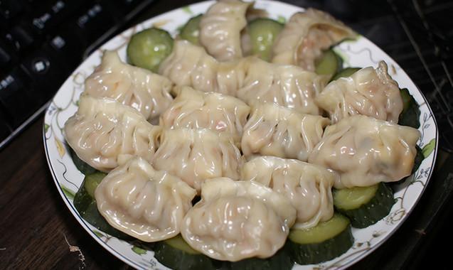 猪肉莲菜饺子馅的做法