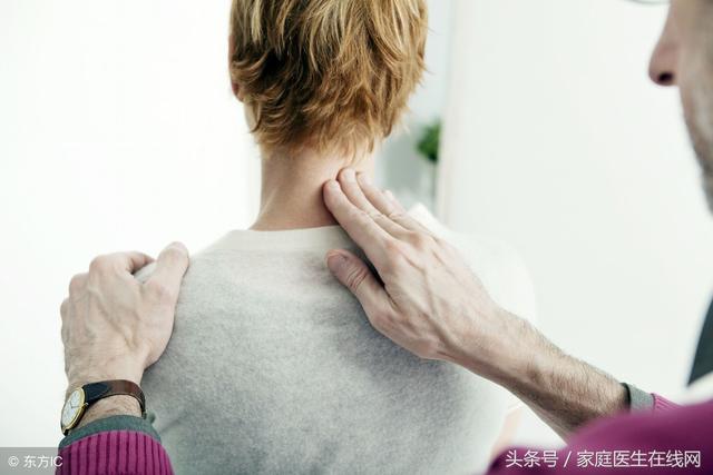 宝宝睡觉落枕了怎么办