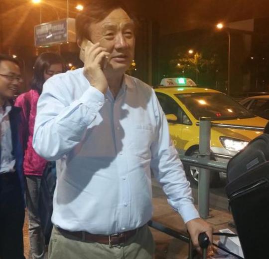 连任正非出差都打出租车坐经济舱？其实这是更大的“炫耀显摆”！