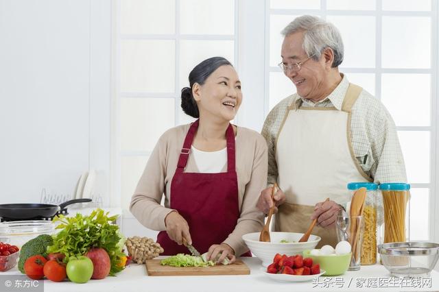 孕晚期这几种食物要少吃