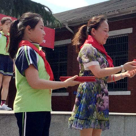 曙光小学足球比赛益阳的长尾关键词有哪些