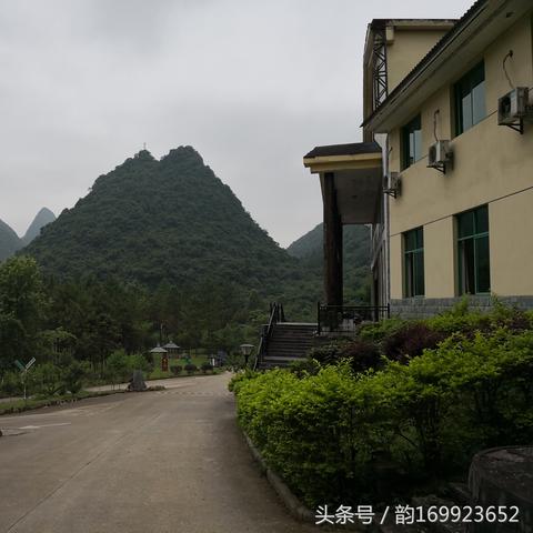 桂林金钟山自助游的相关长尾关键词有哪些