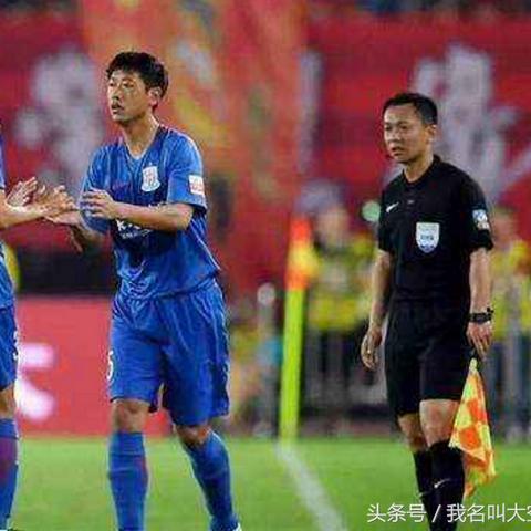 武磊足球运动员被哄的长尾关键词有哪些