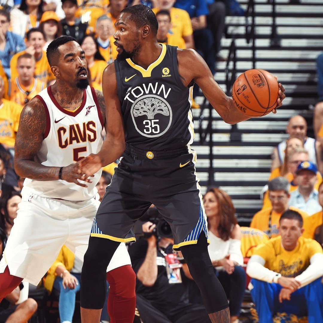 NBA当家球星实力排行：谁是最炙手可热的超级巨星？