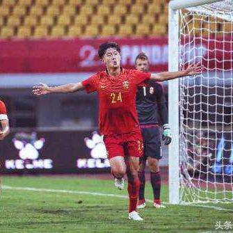 足球运动员比赛中盘带的长尾关键词有什么