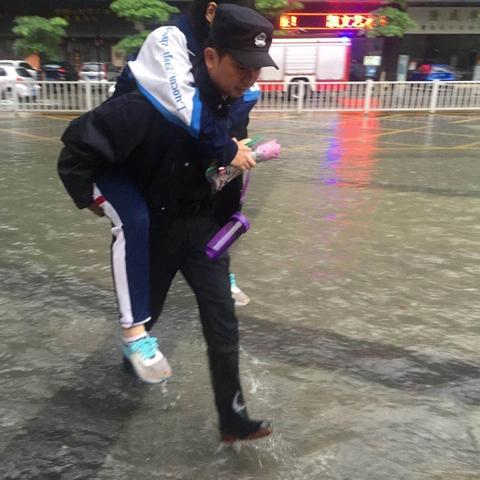 广东佛山市有暴雨吗的长尾关键词有哪些