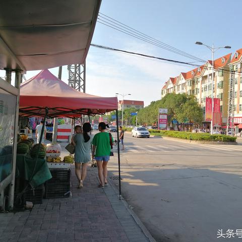 东莞与天津哪个人口多些