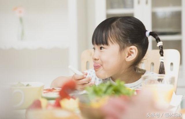 怎么判断孩子缺不缺钙 怎么判断孩子缺不缺钙