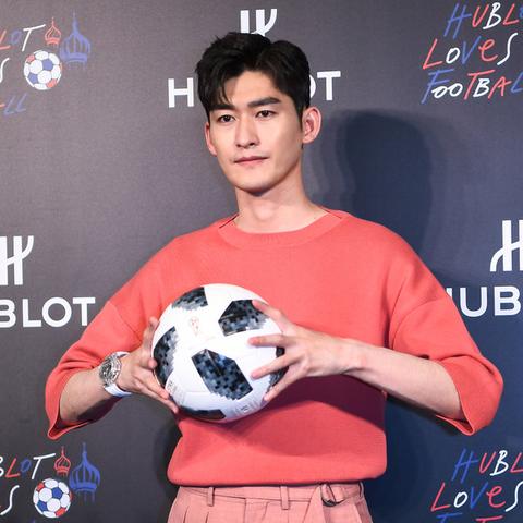 桌面足球粉色怎么调