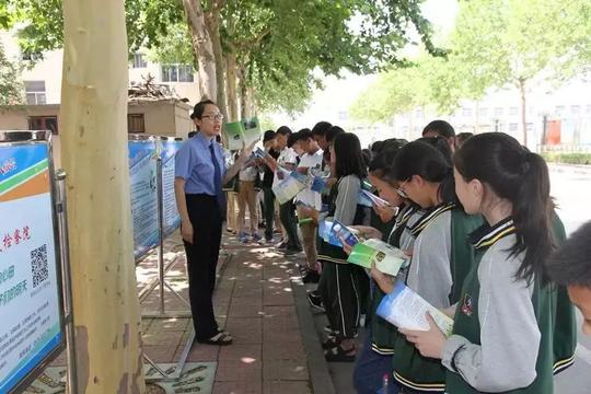 「动态」蒙阴县人民检察院开展“平安夏天”法治进校园活动