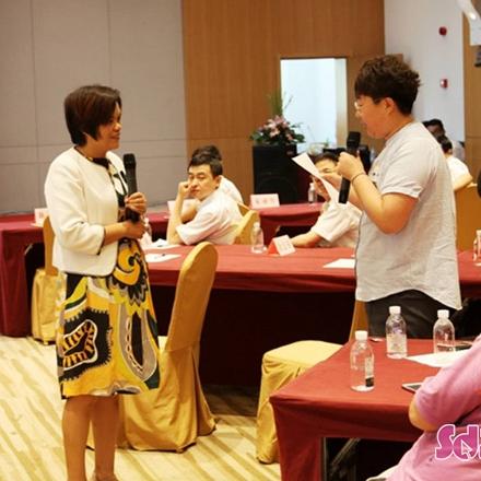 济南市高中哪些住校