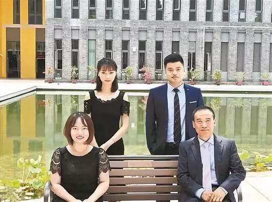 大学创业，毕业公司估值3000万，这个90后女生为什么能载入校史？
