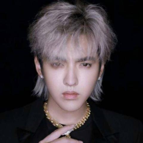 男名星发型图片大全的长尾关键词是什么