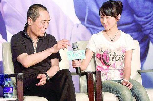 梦见死去的亲人对自己笑