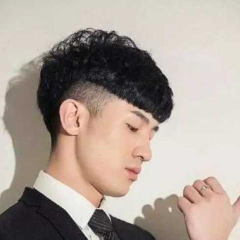 二手车直播应该讲什么？