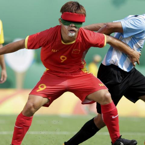 足球运动员伤残几率大吗的长尾关键词有哪些