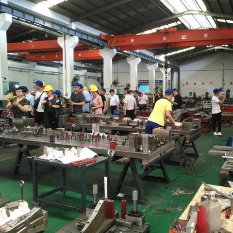 周口市奔驰销售电话号码的长尾关键词有哪些