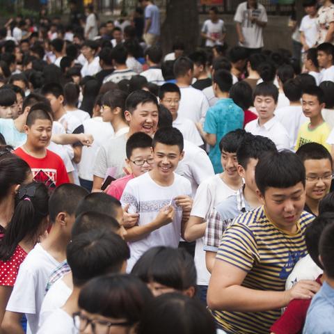 中考报名表怎么填？