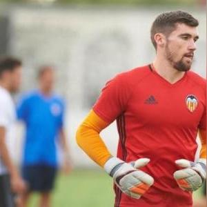 怎么买澳洲足球球员