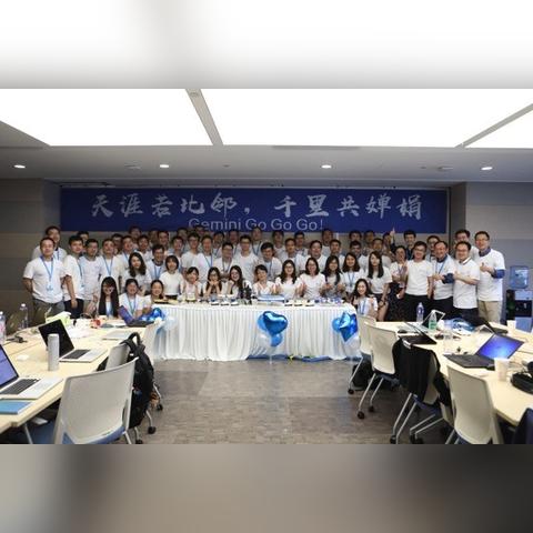 如何形容跨境电商平台
