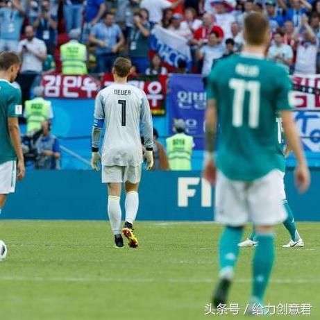 足球比赛背后的金钱量的长尾关键词有什么