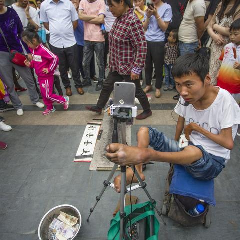 合肥市哪里有修拉杆箱轮子？