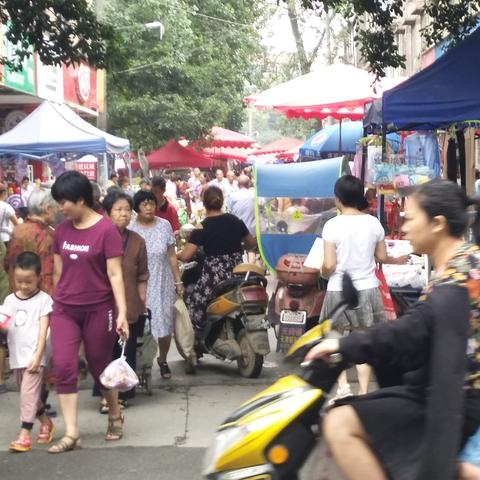 成都市天天集市在哪里
