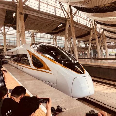 江门市与南宁市哪个好