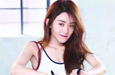 看了段友在抖音上的咬唇照，不知明星们的咬唇照你会给几分？