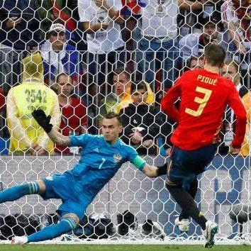 衣服上的足球怎么画