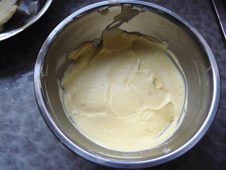 怎么在家做奶油冰激凌(如何自制美味的水果冰淇淋)