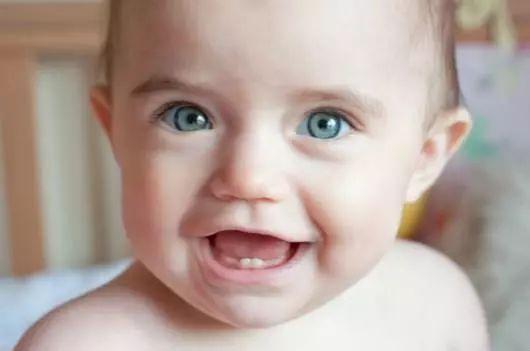 宝宝该如何正确刷牙 宝宝该如何正确刷牙