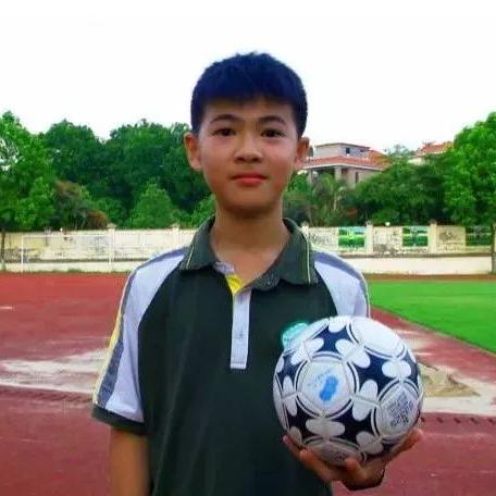 初一足球怎么踢