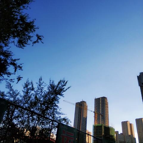 兰州和河北的天气一样吗？