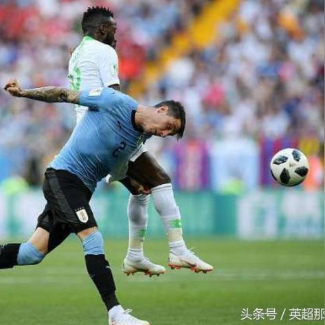 足球运动员感到流泪视频的长尾关键词有哪些