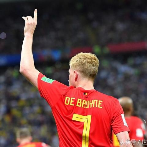 足球游戏怎么守球门