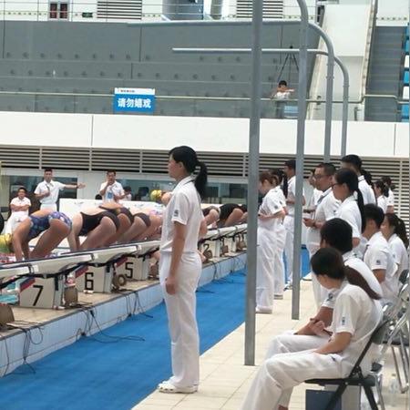 无锡市哪个高中有游泳课