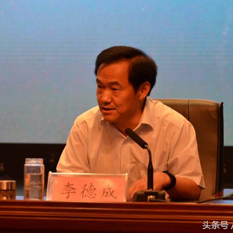 河南南阳离哪个城市近？