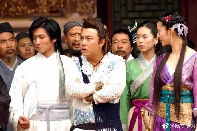 天蝎男宝宝怎么起名(凤凰传奇是一个怎么的乐队组合)