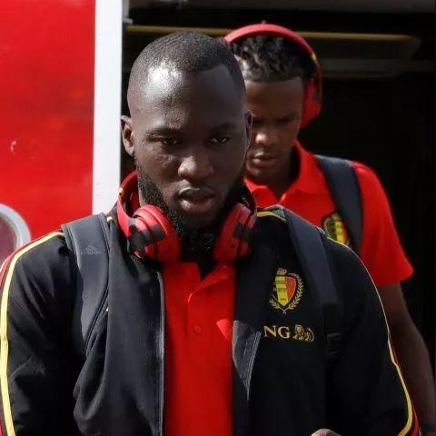 比利时足球运动员戴耳机的长尾关键词有哪些