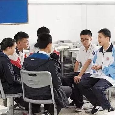 赣州市赣二中学费多少