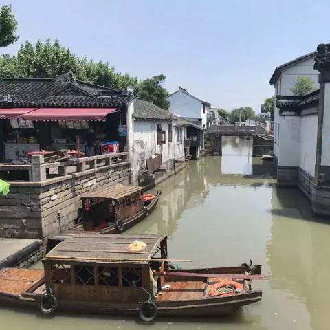 苏州市隔壁市区是哪个区