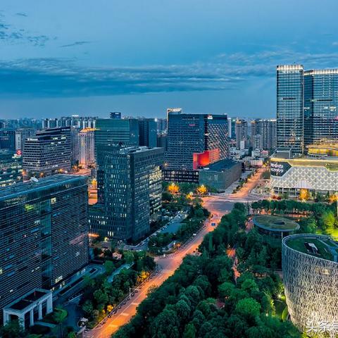 大家觉得成都和合肥哪个城市更适合定居？