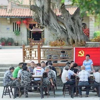 福建晋江明星女的相关长尾关键词有哪些