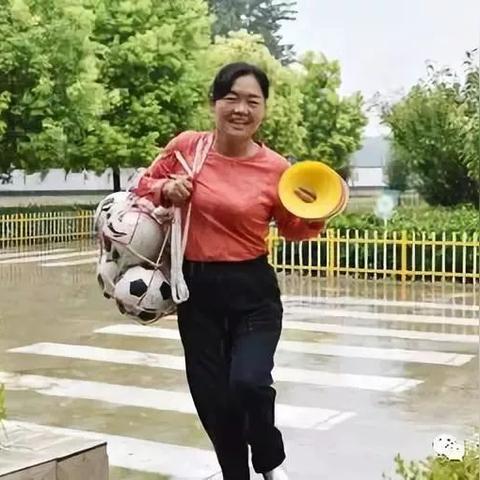 阜阳小学生足球比赛视频的长尾关键词有哪些