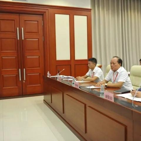 哈尔滨市人大站在哪里