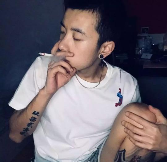 抖音小王子，王北车高清无水印壁纸来啦！舔屏……